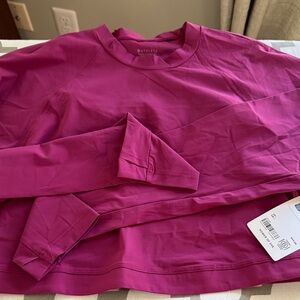 NWT Athleta Fuchsia Long Sleeve Crosstrain Ultra Crop top Performance Tee